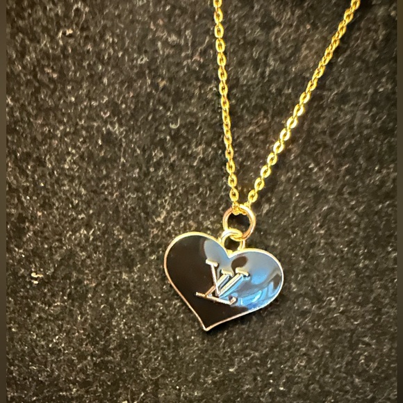 New LV Gold Plated Black Enamel Heart Charm with Gold Stainless Steel Necklace - Picture 6 of 9